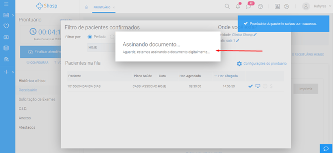 Imagem 2 - assinando documento